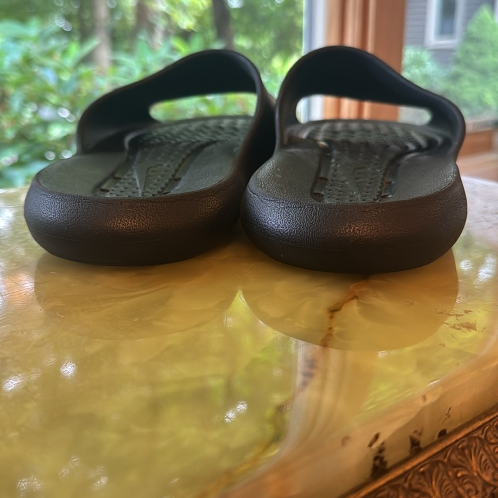 Nike Unisex Black Sandal Slides Victori - Picture 3 of 8
